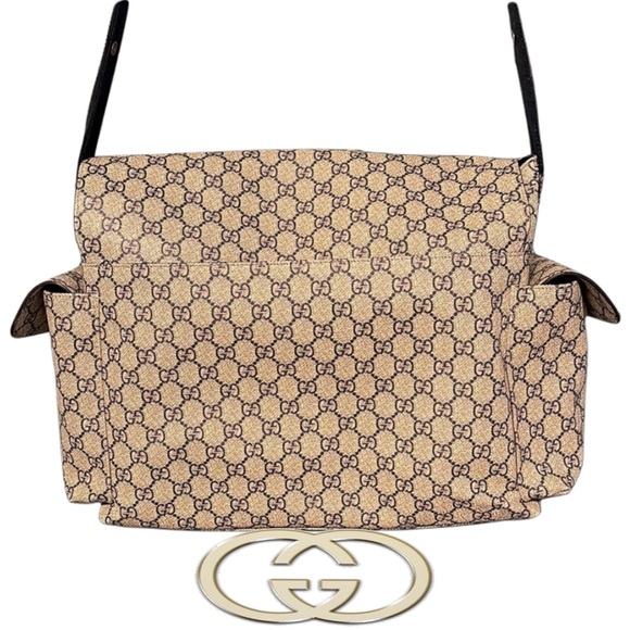 SOLD GUCCI GG Supreme Diaper Bag - Picture 2 of 13